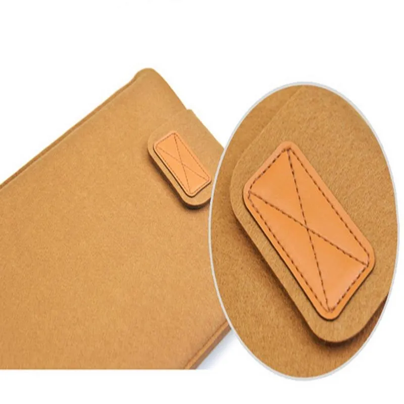 15 Inch Vertical Felt Laptop / Tablet Sleeve Bag