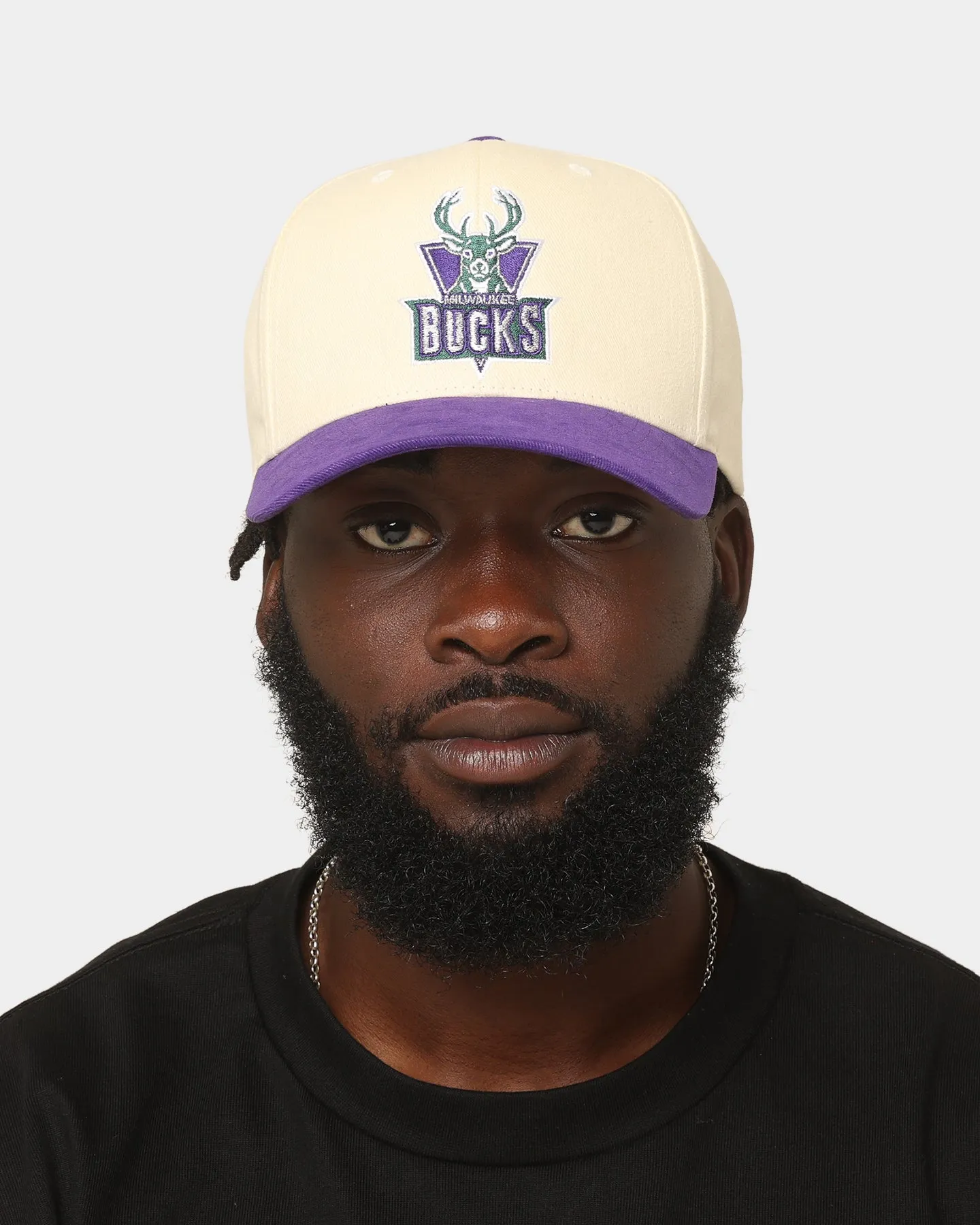 Mitchell & Ness Milwaukee Bucks 'Vintage Cream' Pro Crown Snapback Cream