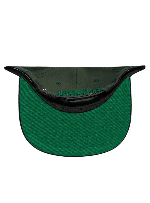 Pro Standard Fright Green Milwaukee Bucks 2-Tone Snapback Hat