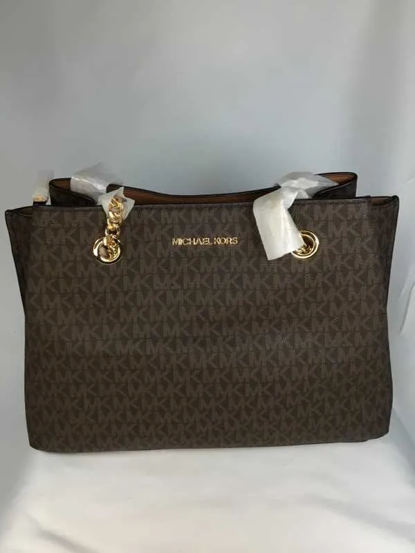 Teagan Large Logo Shoulder Bag | 56028